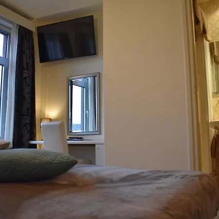 Hotell Atlanta 4*