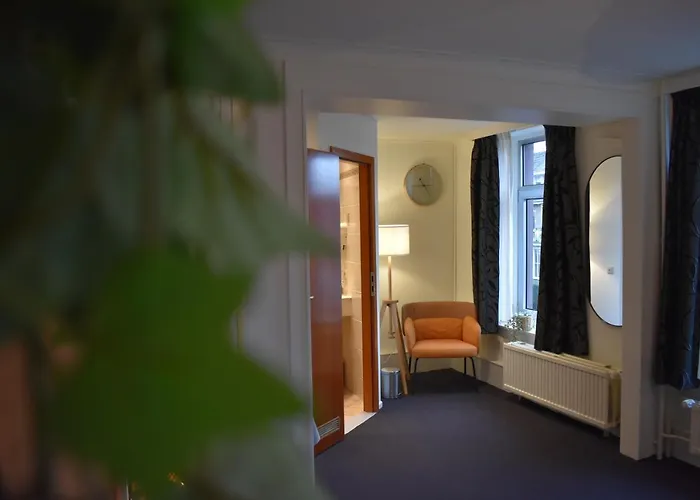 亚特兰大酒店 4*